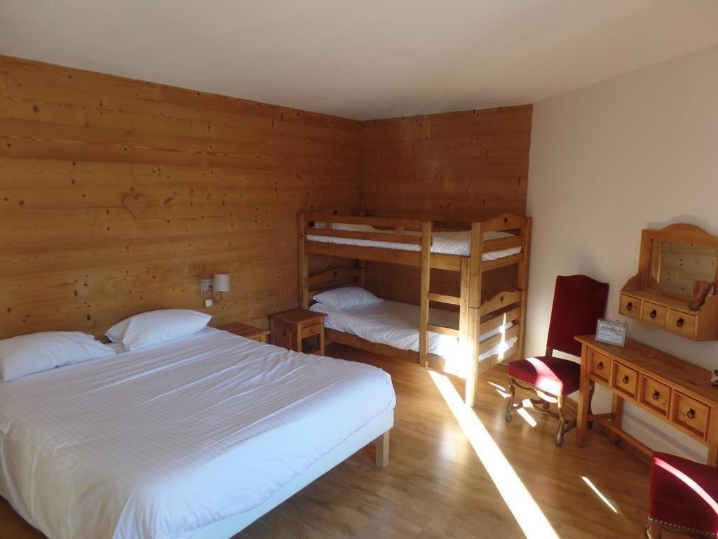 Hotel Les Vallois Vallouise Room photo